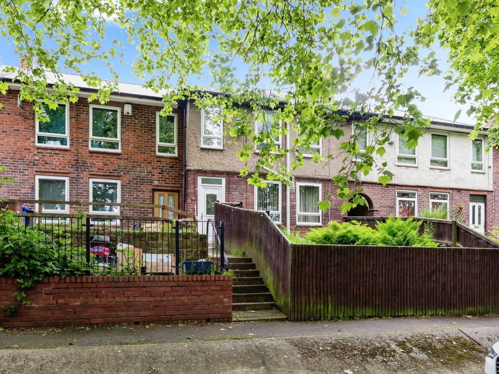 3 bed terraced house for sale in Millthorpe Road, Sheffield, South