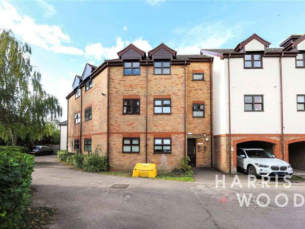 2 bed flat for sale in Templemead, Witham, Essex CM8, £190,000 Zoopla