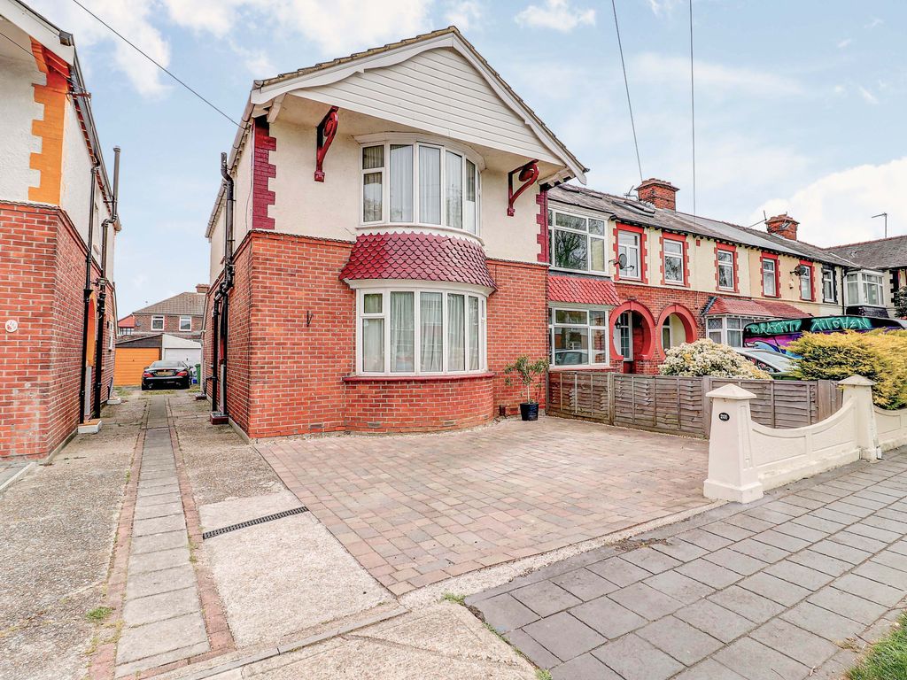 3 bed semidetached house for sale in Highbury Grove, Cosham, Portsmouth PO6 Zoopla