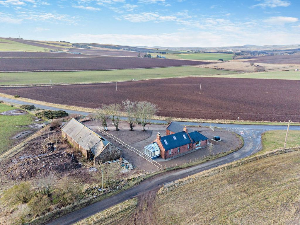 4 bed detached house for sale in Turriff AB53, £495,000 Zoopla