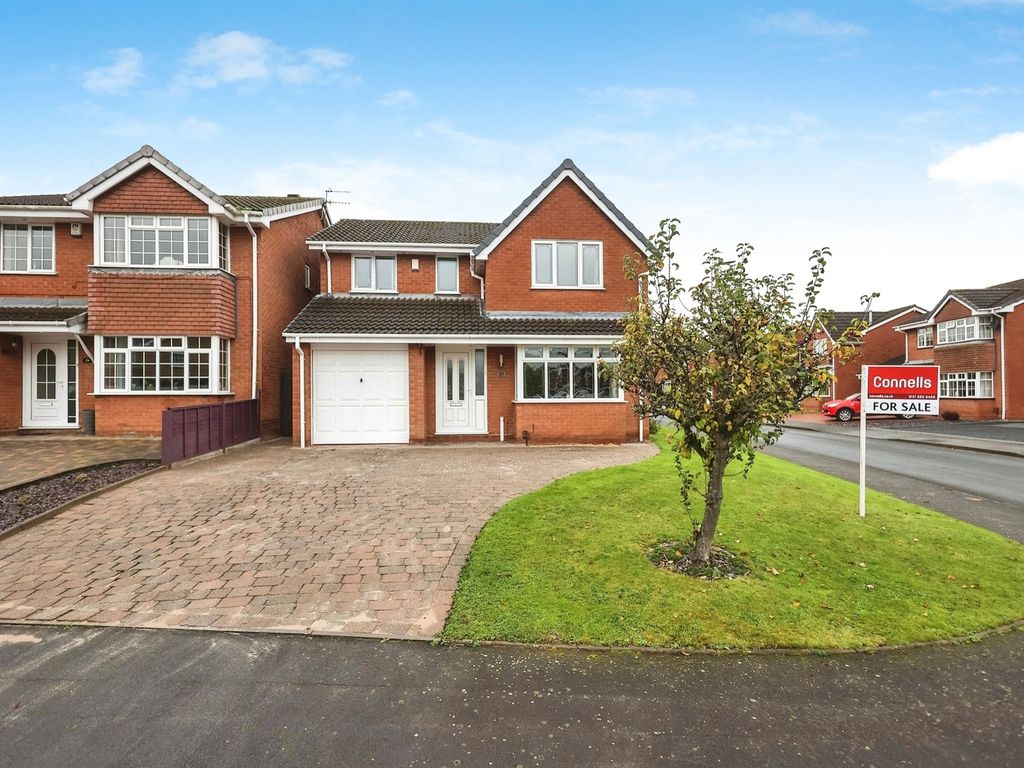 4 bed detached house for sale in Radbourne Drive, Halesowen B63, £