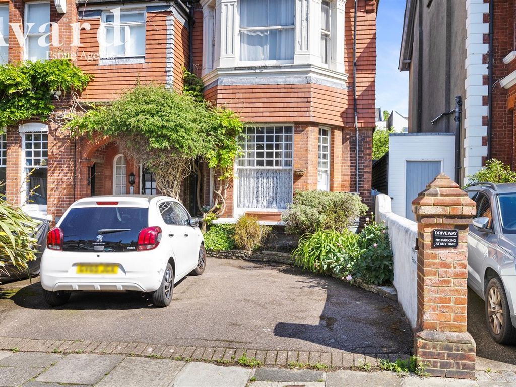 Studio for sale in Florence Road, Brighton BN1, £180,000 Zoopla