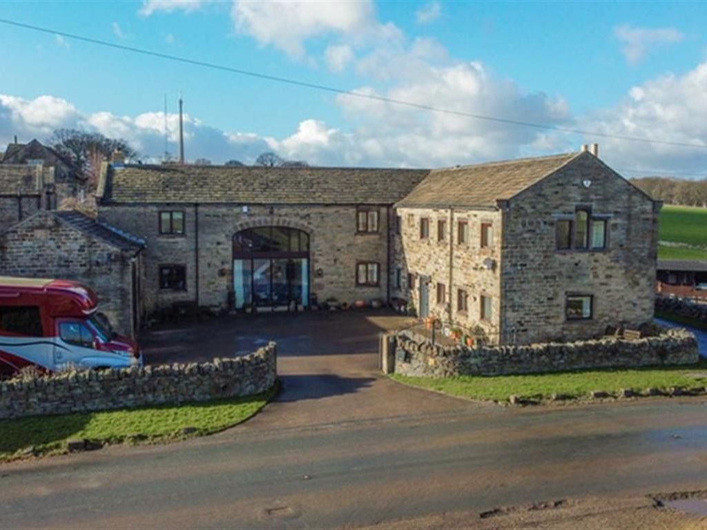 5 bed detached house for sale in Clough Road, Flockton, Wakefield WF4