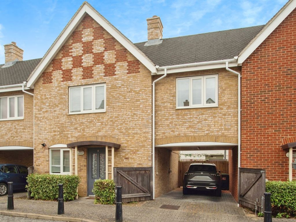 3 bed terraced house for sale in Orchid Drive, Hemel Hempstead HP2, £