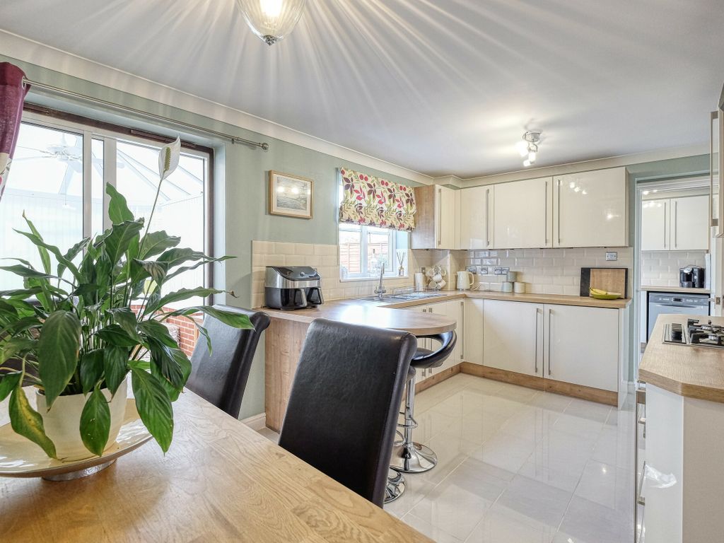 4 bed detached house for sale in Maidens Close, Dussindale, Norwich NR7