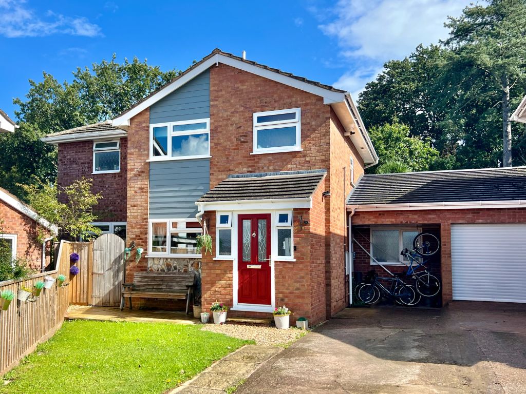 5 bed detached house for sale in Laburnum Close, Exmouth EX8, £495,000