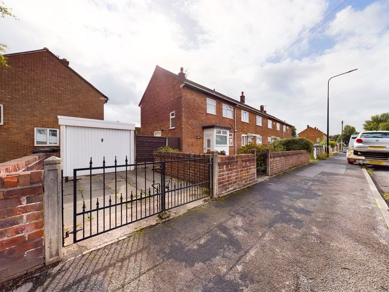 2 bed terraced house to rent in Lock Lane, Partington, Manchester M31