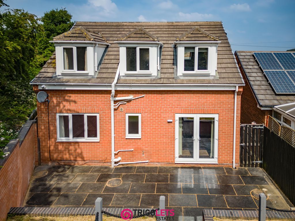 4 bed bungalow to rent in Cobcar Lane, Elsecar, Barnsley, South