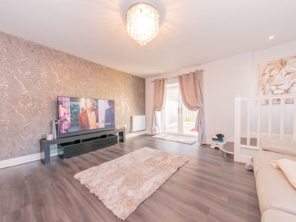 2 bed end terrace house for sale in Common Lane, East Ardsley