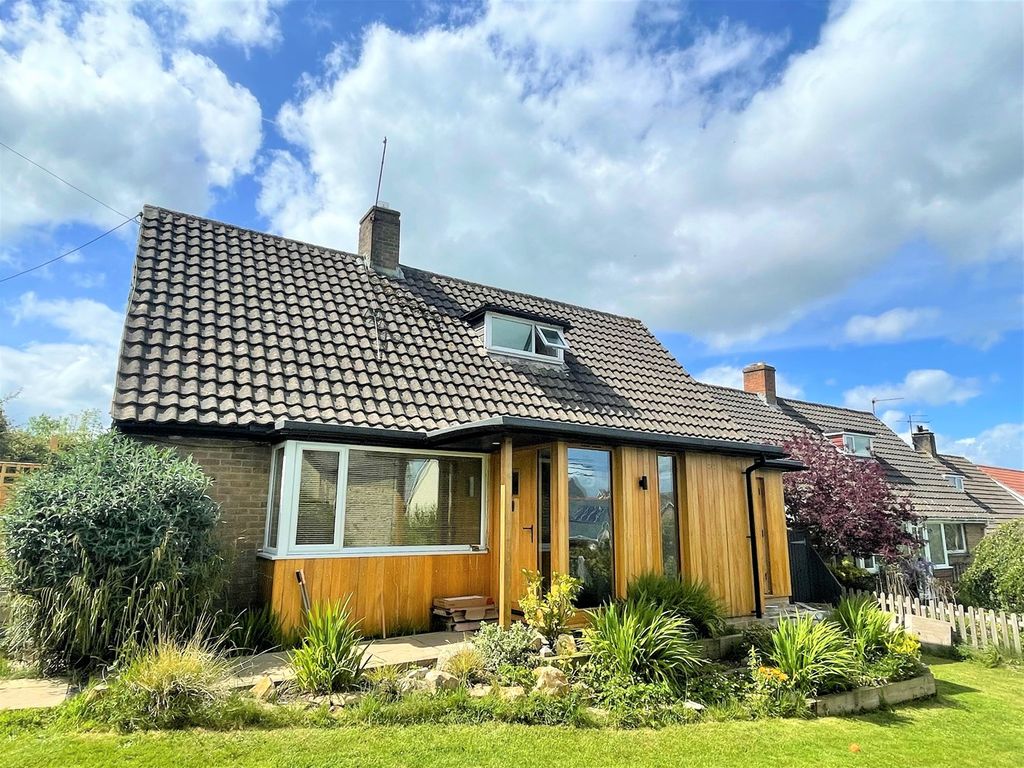 3 bed detached bungalow to rent in Blagdon Hill, Taunton TA3 Zoopla