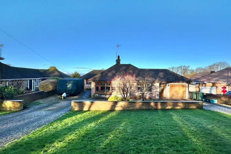 5 bed detached bungalow for sale in Worlebury Hill Road, WestonSuper