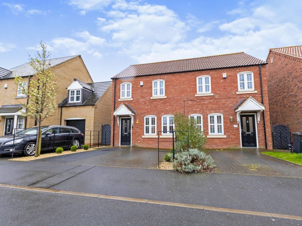 3 bed semidetached house for sale in Rutland Avenue, Waddington LN5 Zoopla