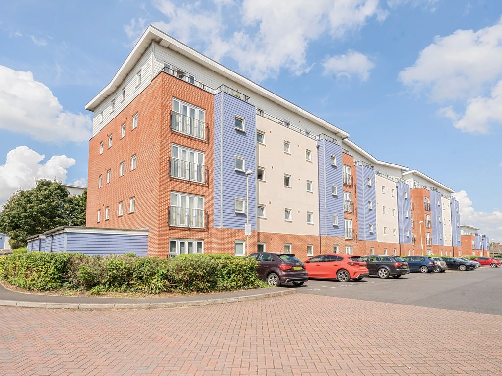 1 bed flat for sale in Alexander Square, Eastleigh SO50, £135,000 Zoopla