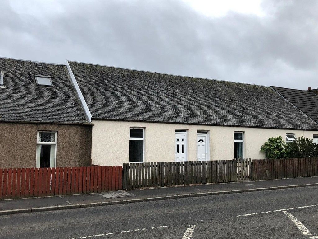 2 bed terraced house to rent in Seafield Rows, Seafield, Bathgate EH47