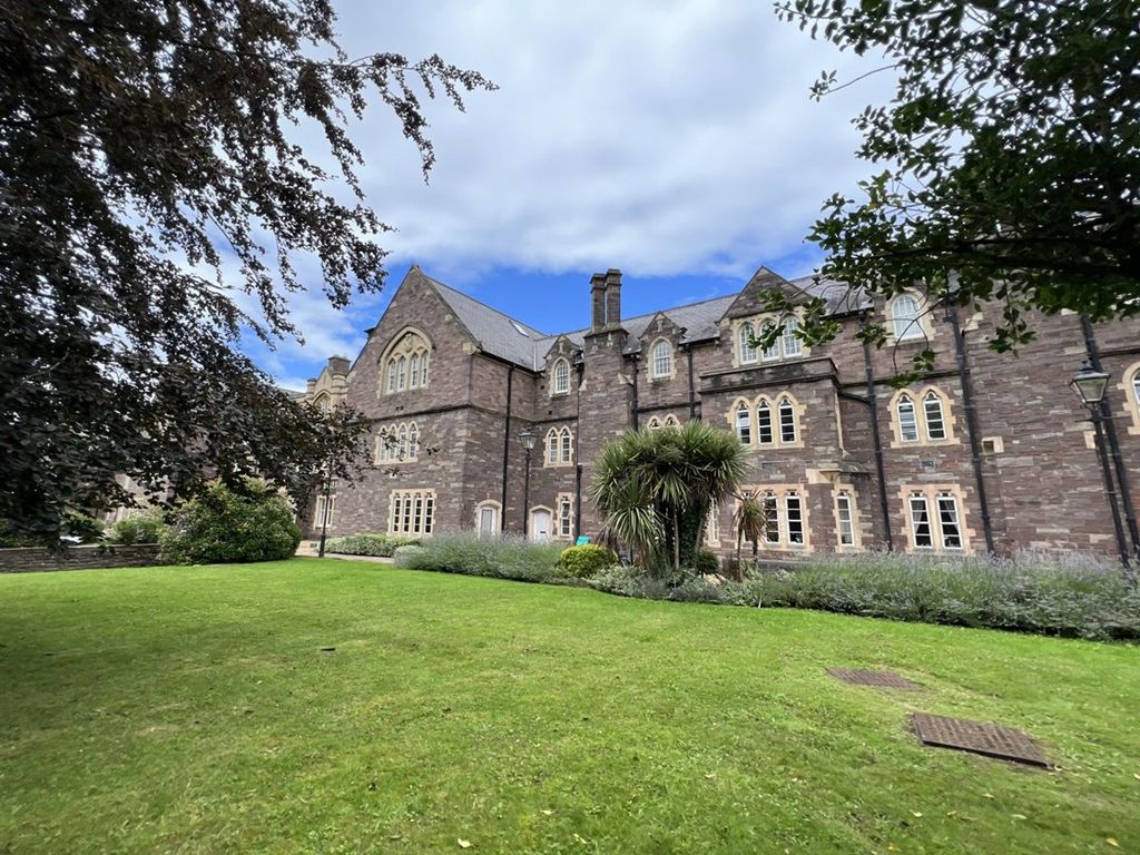 2 bed flat for sale in Sarno Square, Abergavenny NP7, £225,000 Zoopla