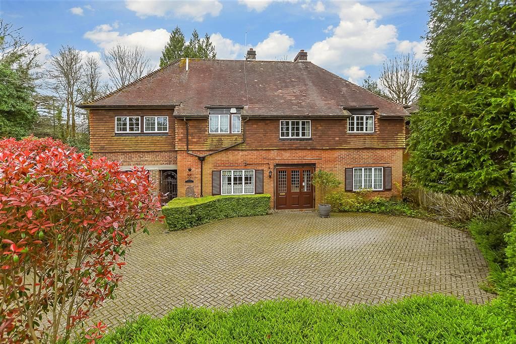 5 bed detached house for sale in Worsted Lane, East Grinstead, West