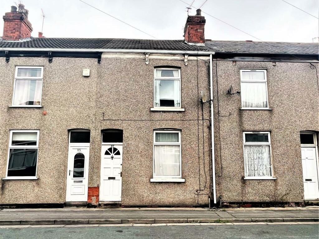 2 bed terraced house for sale in Sidney Street, Cleethorpes DN35, £