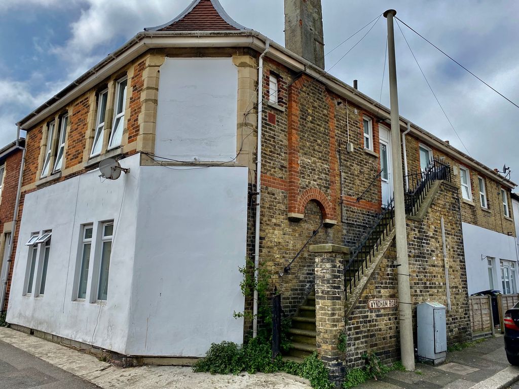 1 bed flat to rent in South Road, Dover CT17 Zoopla