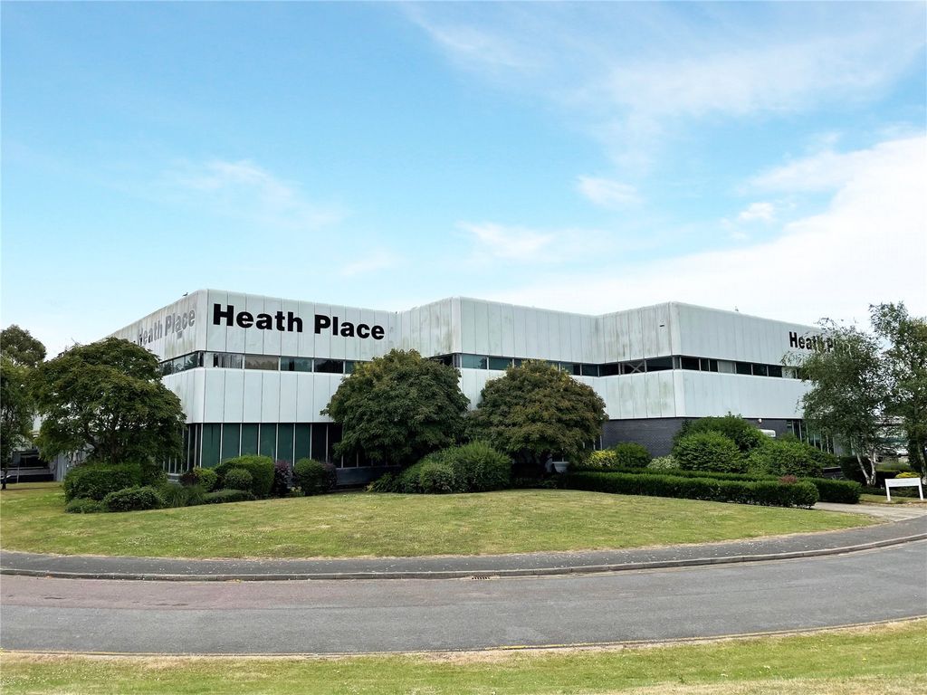 Commercial property to let in Tradewinds House, Heath Place, Bognor