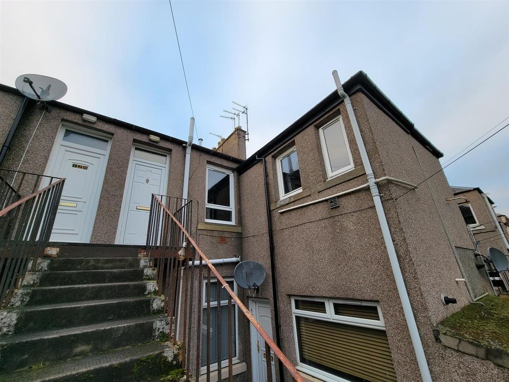 1 bed flat to rent in Taylor Street, Methil, Fife KY8, £395 pcm Zoopla