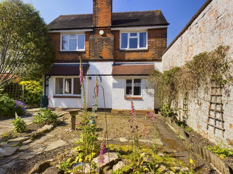 4 bed detached house for sale in Priory Road, Tonbridge TN9 Zoopla