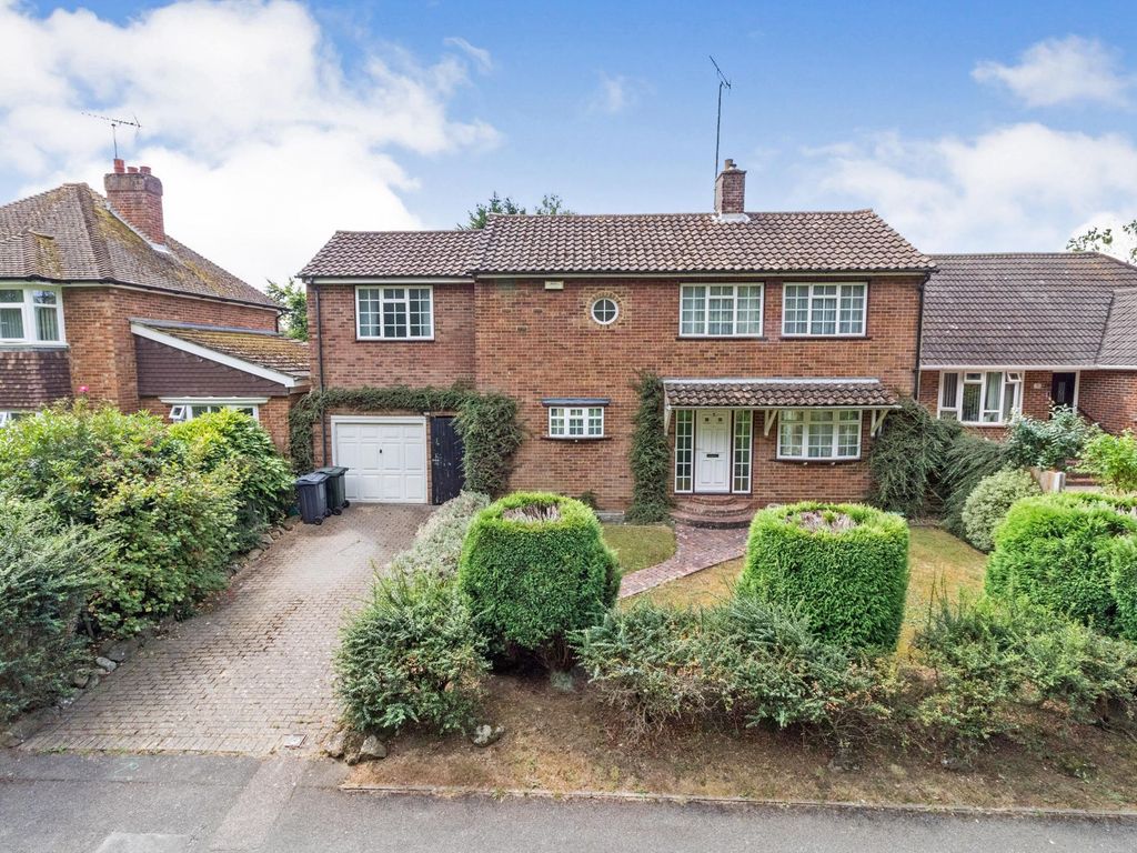 3 bed detached house for sale in Greenbank, Kennington TN24 Zoopla