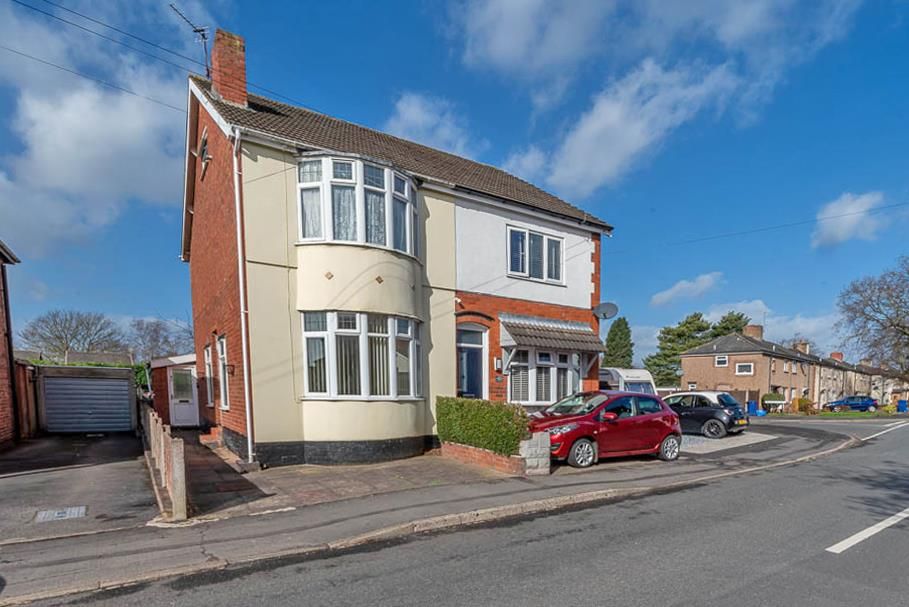3 bed semidetached house for sale in Beech Tree Lane, Cannock WS11