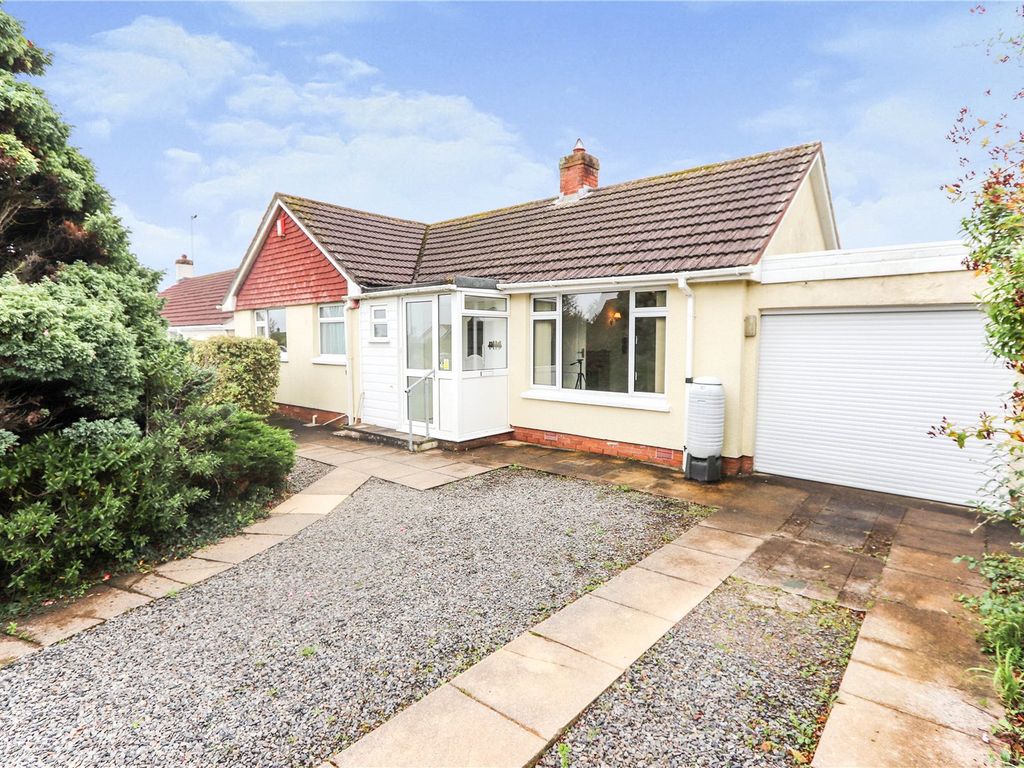 3 bed bungalow for sale in Fairlea Crescent, Northam, Bideford EX39, £