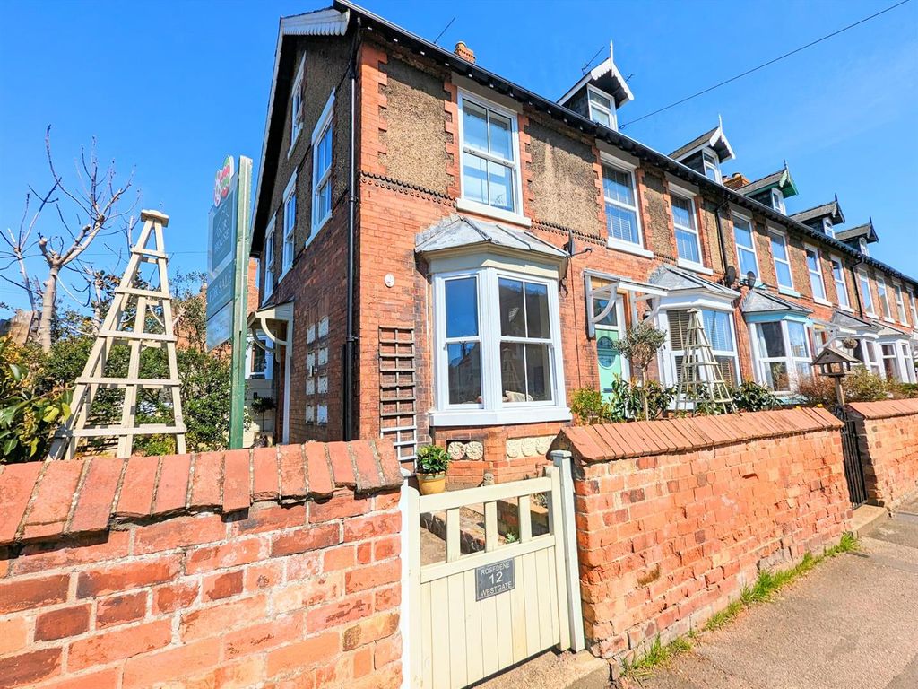 3 bed property for sale in Westgate, Hornsea HU18 Zoopla