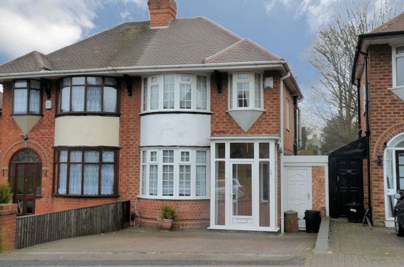 3 bed semidetached house for sale in Ridgacre Lane, Quinton