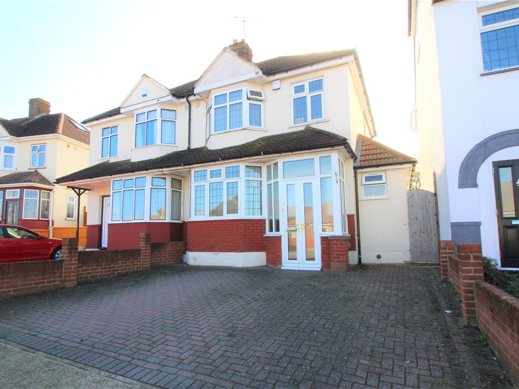 3 bed semidetached house to rent in Bellman Avenue, Gravesend DA12, £1,600 pcm Zoopla