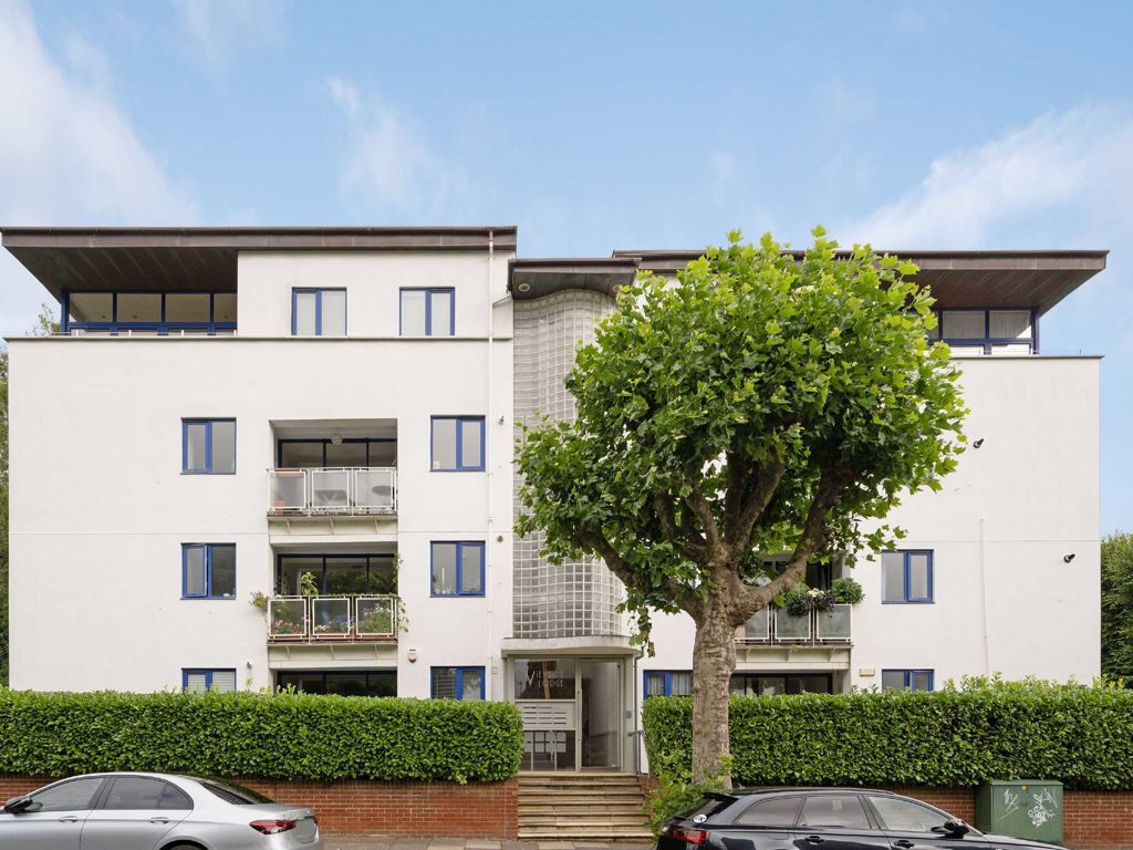 2 bed flat for sale in Stanhope Road, London N6, £525,000 Zoopla