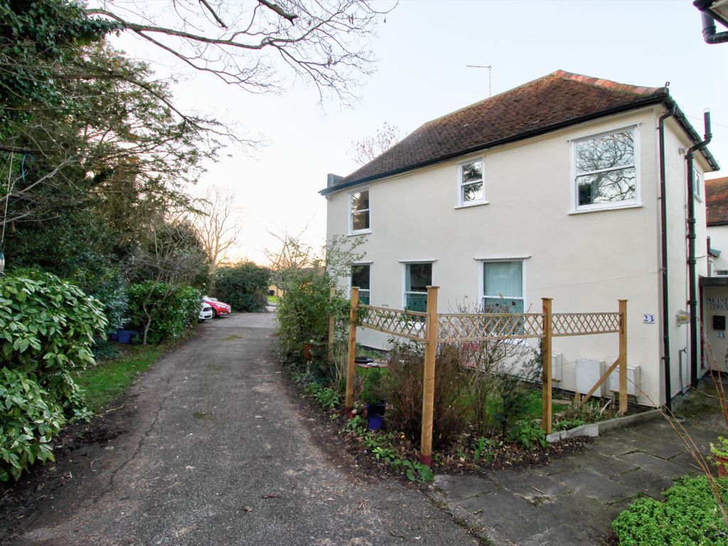 4 bed semidetached house for sale in Kingsdon Lane, Newhall, Harlow