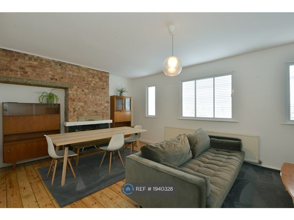 3 bed to rent in East End Road, London N2, £2,600 pcm Zoopla