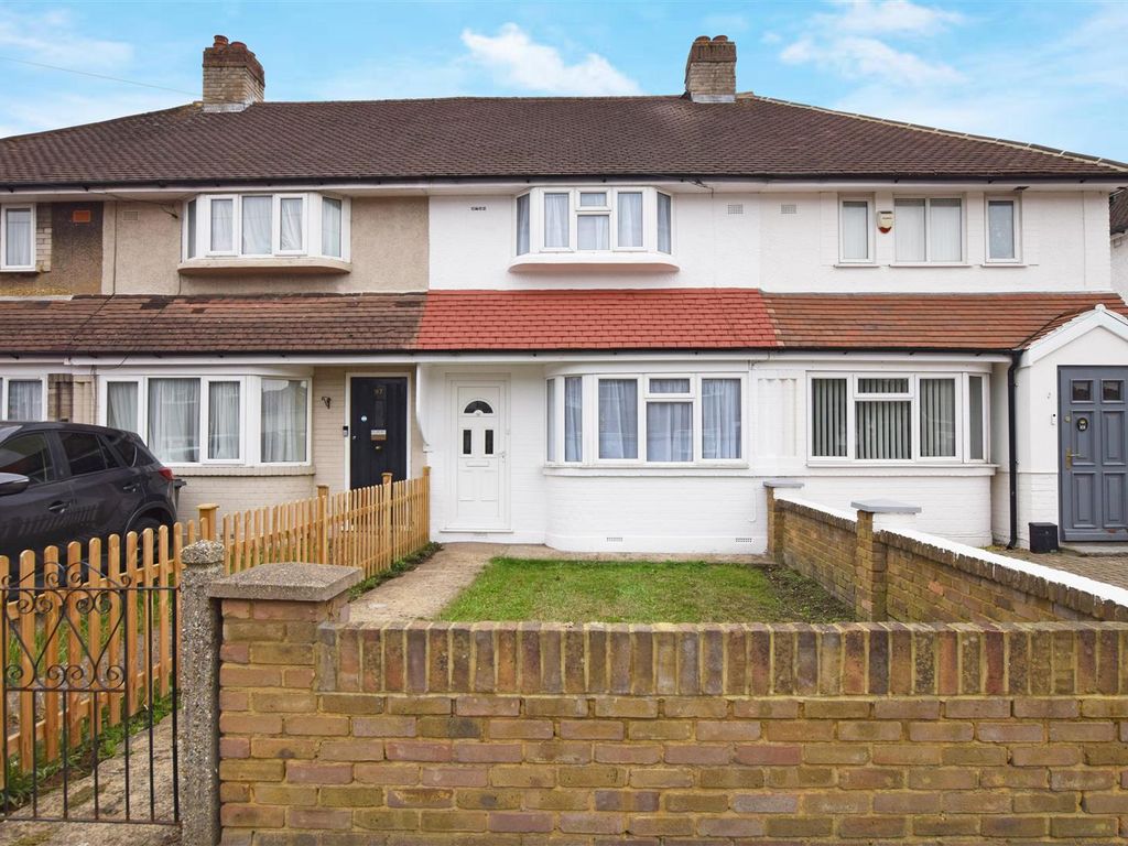 2 bed terraced house to rent in Swan Road, Feltham TW13 Zoopla