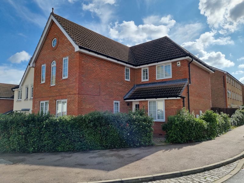 5 bed detached house for sale in Powder Mill Lane, Dartford DA1, £