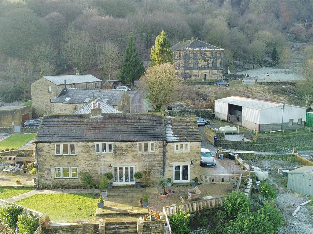 4 bed property for sale in Scout Hall Farm, Lee Lane, Shibden, Halifax