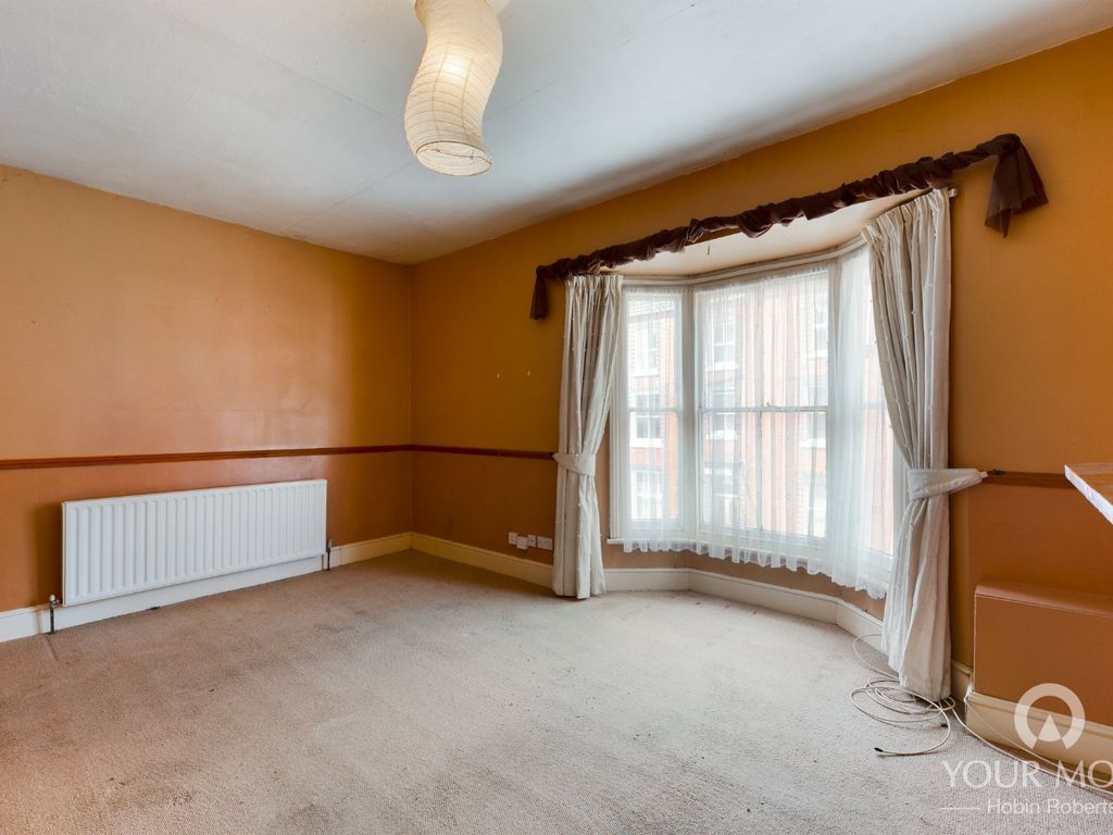 Beaconsfield Terrace, The Mounts, Northampton NN1  