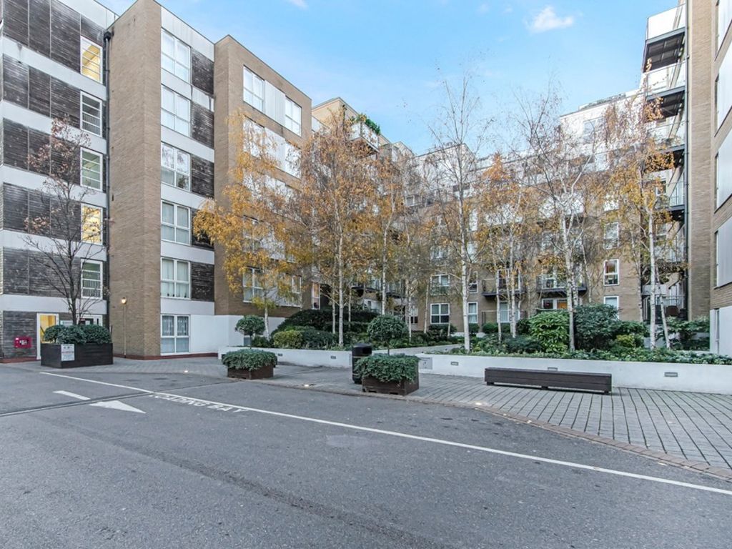 1 bed flat for sale in Napier House, Bromyard Avenue, London W3, £