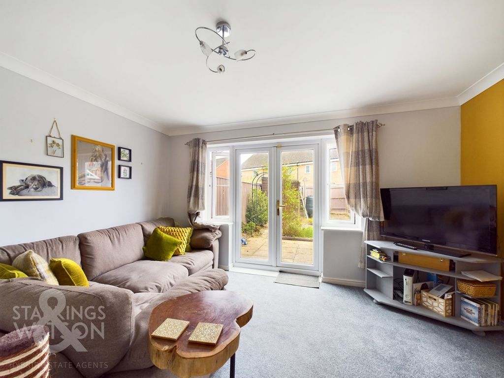 2 bed end terrace house for sale in Macmillan Way, Little Plumstead