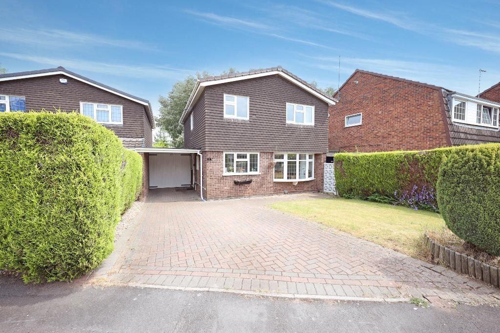 4 bed detached house for sale in Redwoods Avenue, Stone, Staffordshire ST15 Zoopla