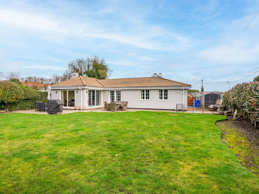 4 bed bungalow for sale in Wilkins Green Lane, Smallford, St. Albans