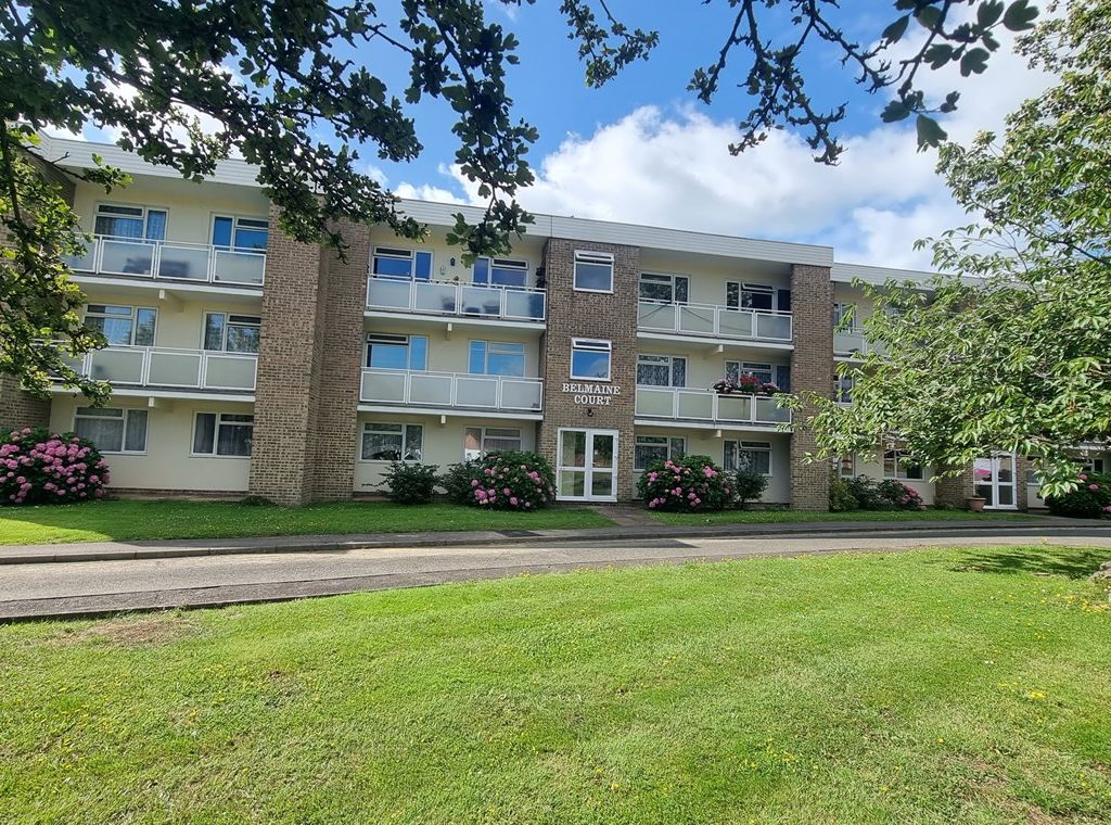 2 bed flat for sale in Collington Lane East, BexhillOnSea TN39, £