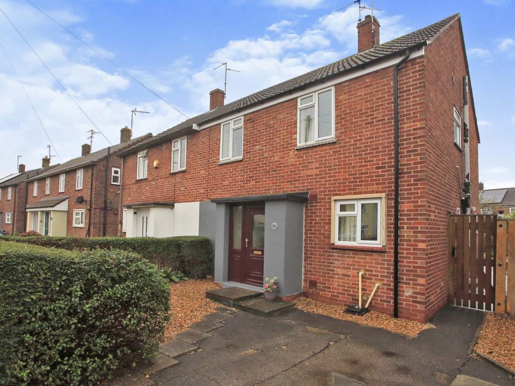 3 bed semidetached house for sale in Arundel Road, Peterborough PE4