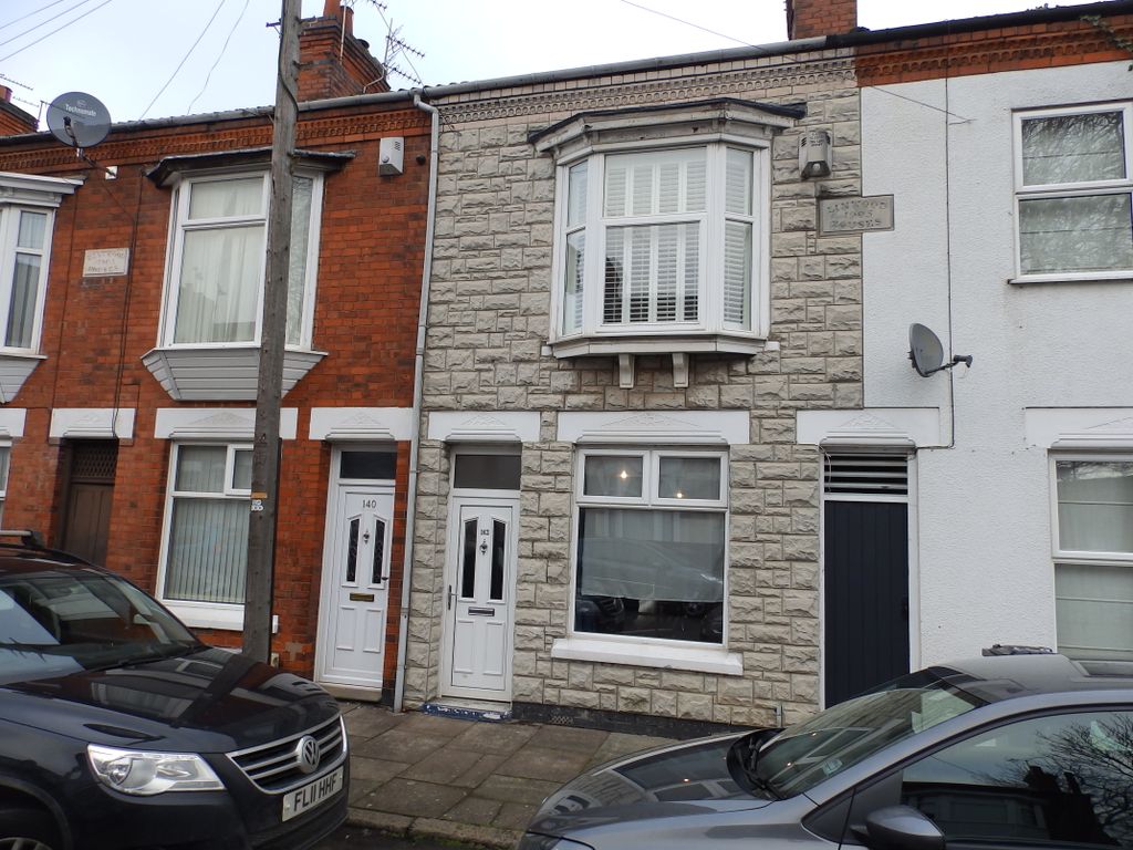 2 bed terraced house to rent in Wolverton Road, Leicester LE3, £950 pcm
