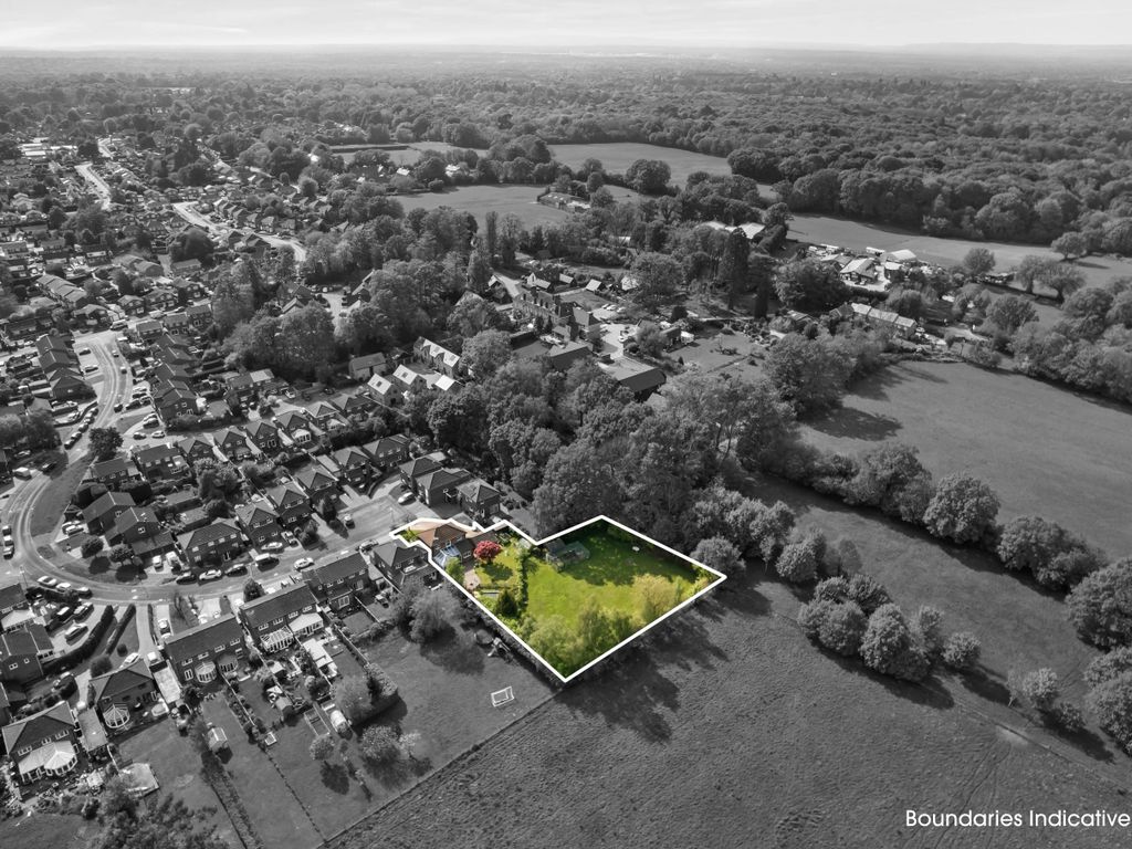 4 bed detached house for sale in Ref Gk Aviary Way, Crawley Down