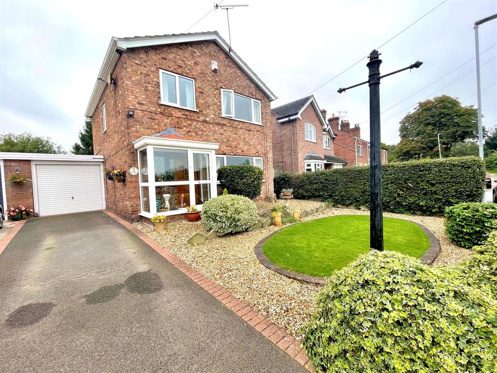 3 bed detached house for sale in Marsh Green Road, Elworth, Sandbach