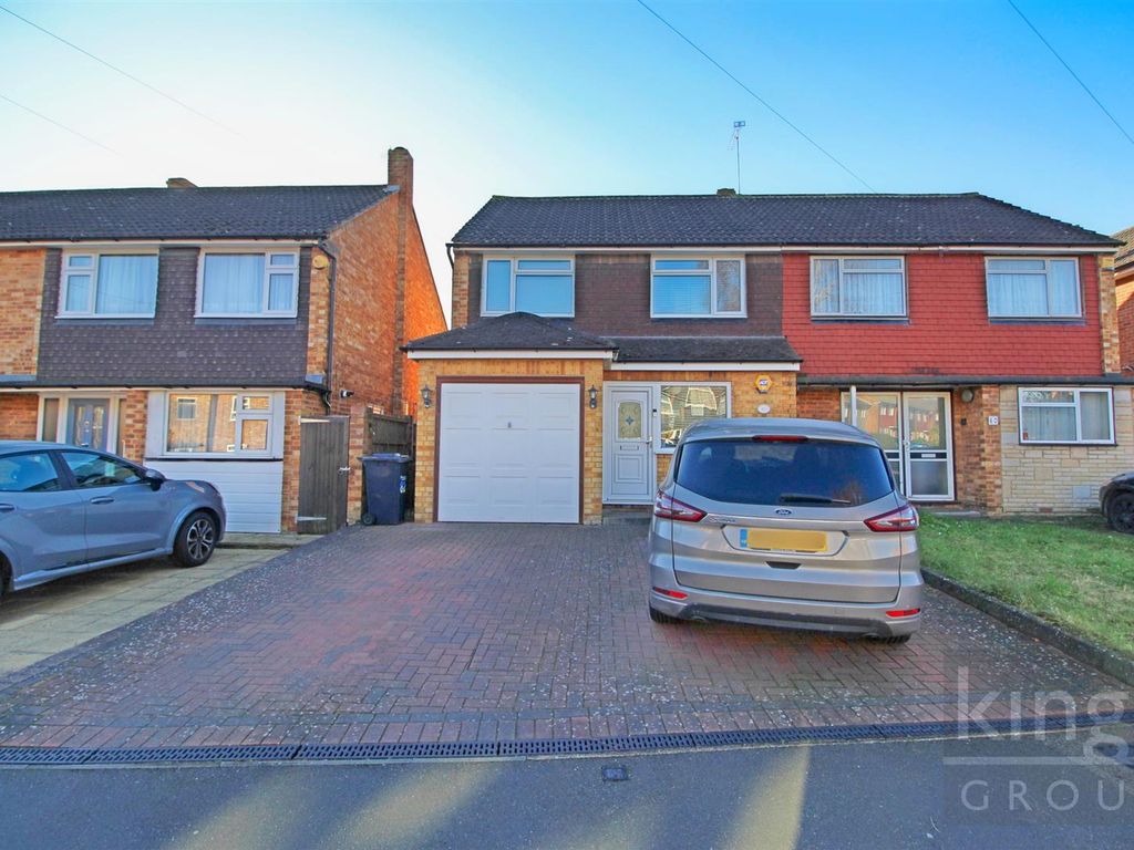 3 bed semidetached house for sale in Prospect Road, Cheshunt, Waltham