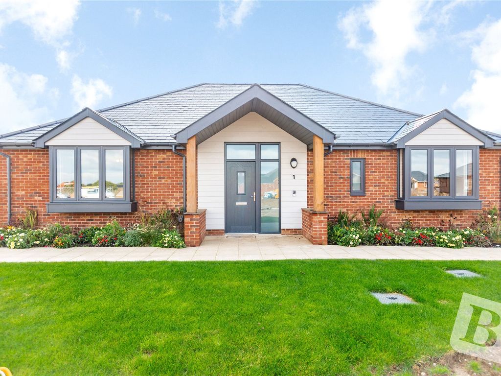 New home, 2 bed detached bungalow for sale in Burnham Waters, Maldon