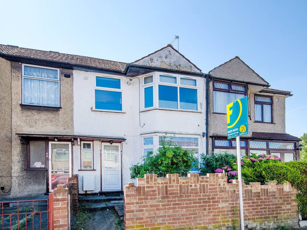 1 bed flat for sale in Athelstone Road, Harrow Weald, Harrow HA3, £